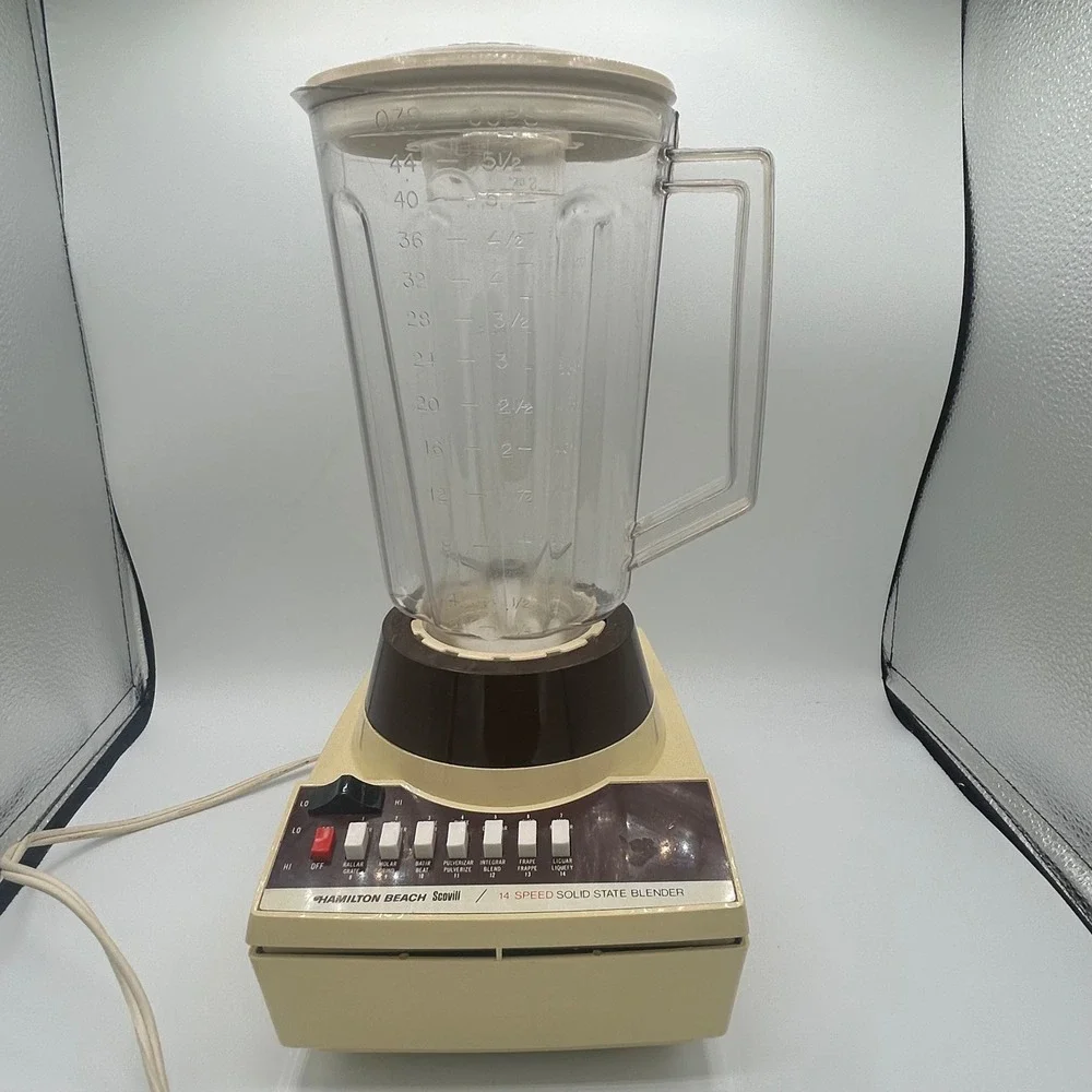 Vintage Hamilton Beach Scovill 14 Speed Solid State Blender 672 Tested Works USA